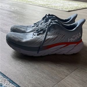 Hoka Clifton 8